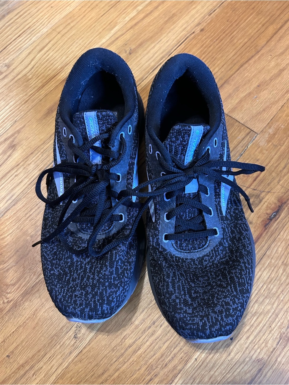 Brooks Women's Signal 3 Sz 9M Grayish Black Running Sneakers Mesh Uppers